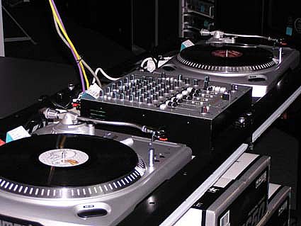 Musical Instruments & DJ Equipment
